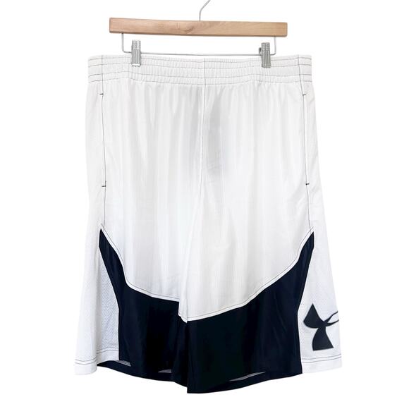 Under Armour White Black Basketball Shorts Sz XL - Picture 1 of 6